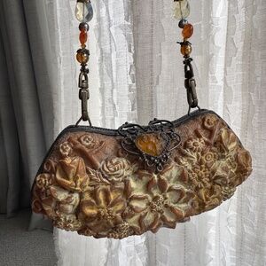 MAYA EVANGELISTA Rare and Vintage Amber Carved Resin Purse